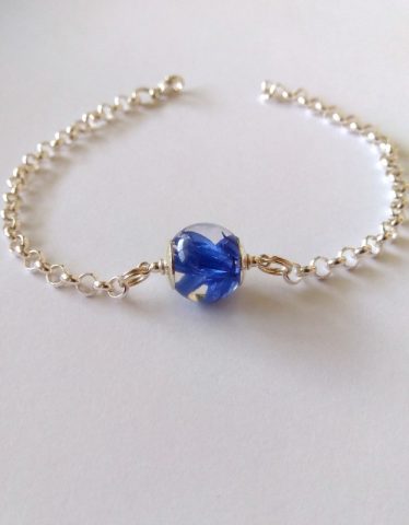 imusau.lt | parduodama Rugiagėlių apyrankė